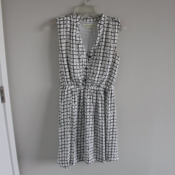 Pants Store Grid Pattern Button Dress - Picture 1 of 4